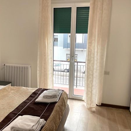 Fiera Rooms Verona Buitenkant foto