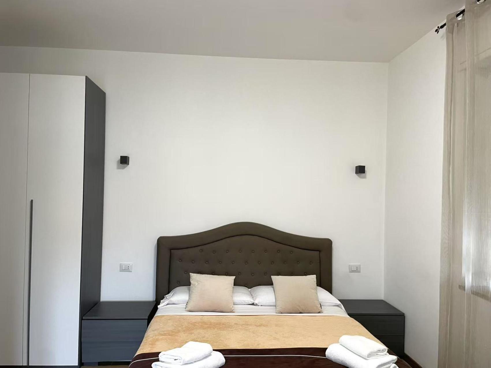 Fiera Rooms Verona Buitenkant foto