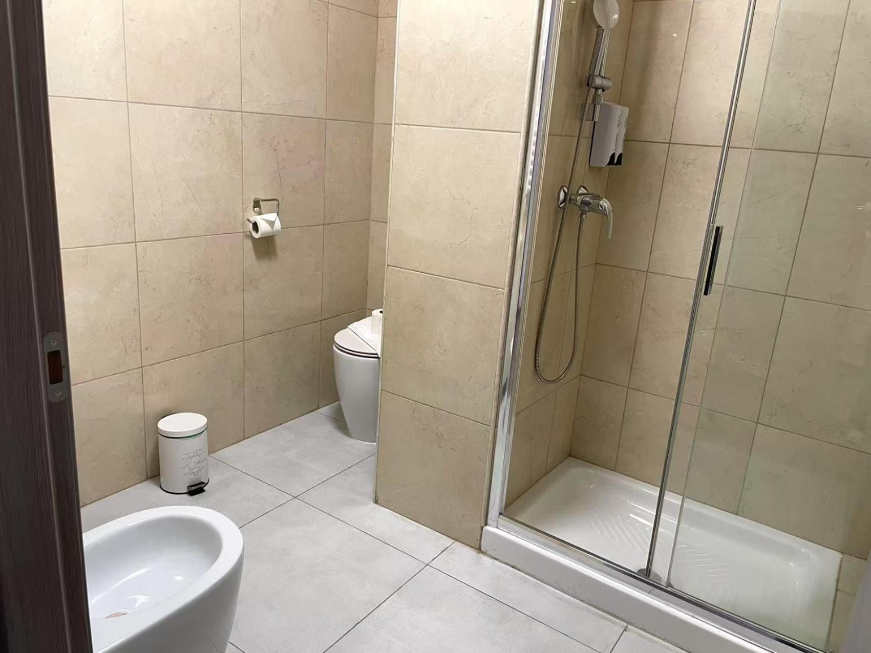 Fiera Rooms Verona Buitenkant foto